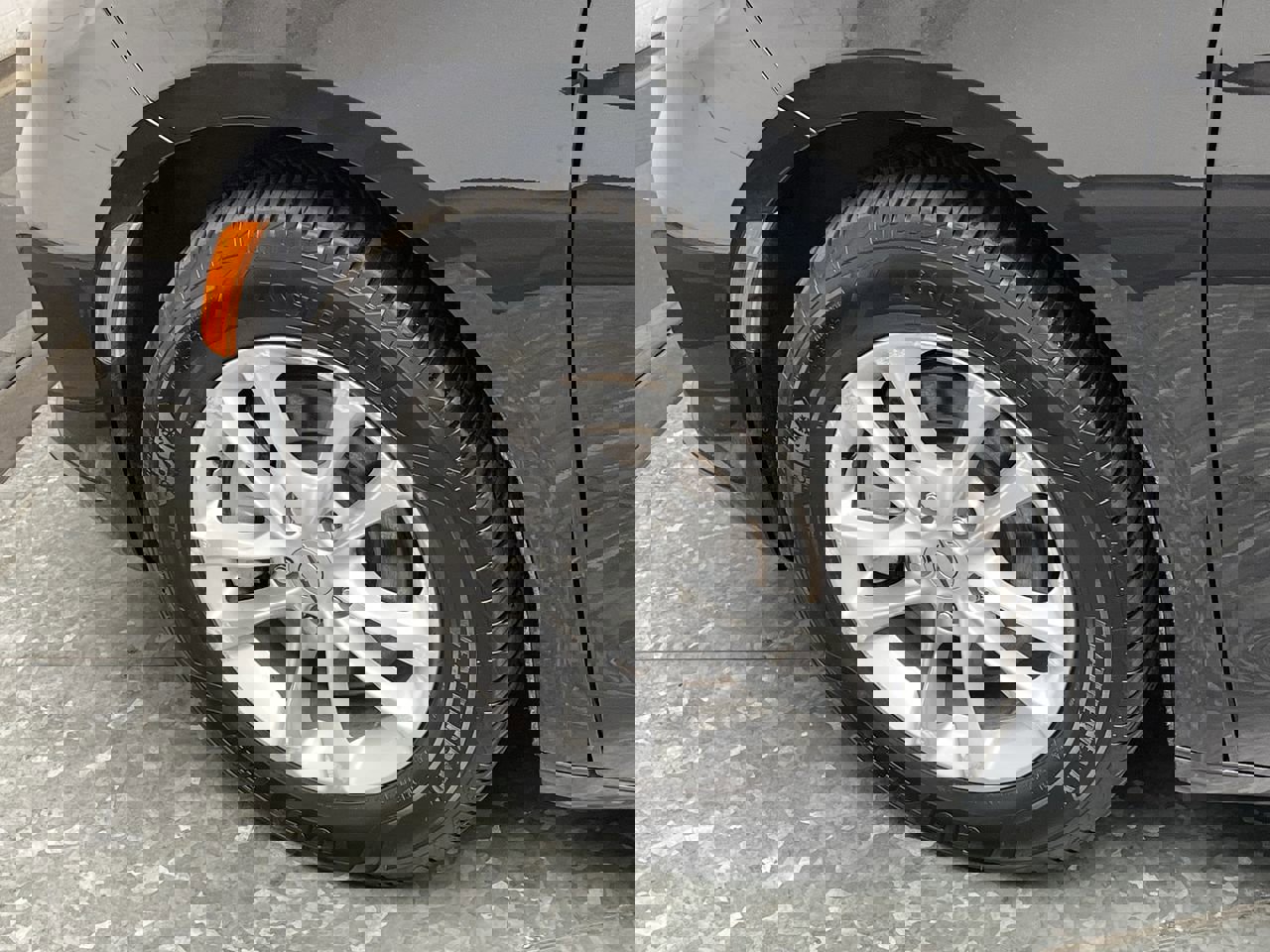 Used 2022 Chrysler Pacifica Touring AWD/4WD image 31