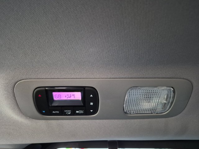 Used 2023 Honda Odyssey Touring image 18