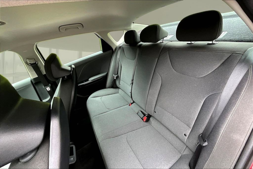 Certified 2025 Kia K4 FWD image 19
