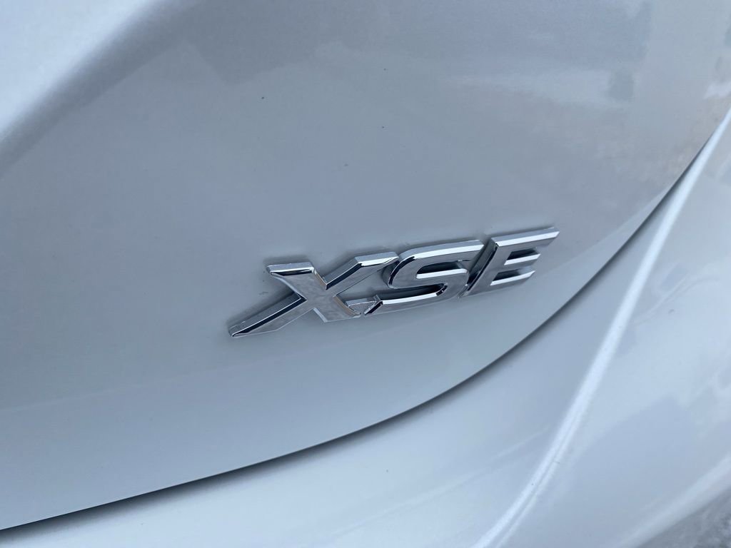 Used 2023 Toyota Camry XSE image 15
