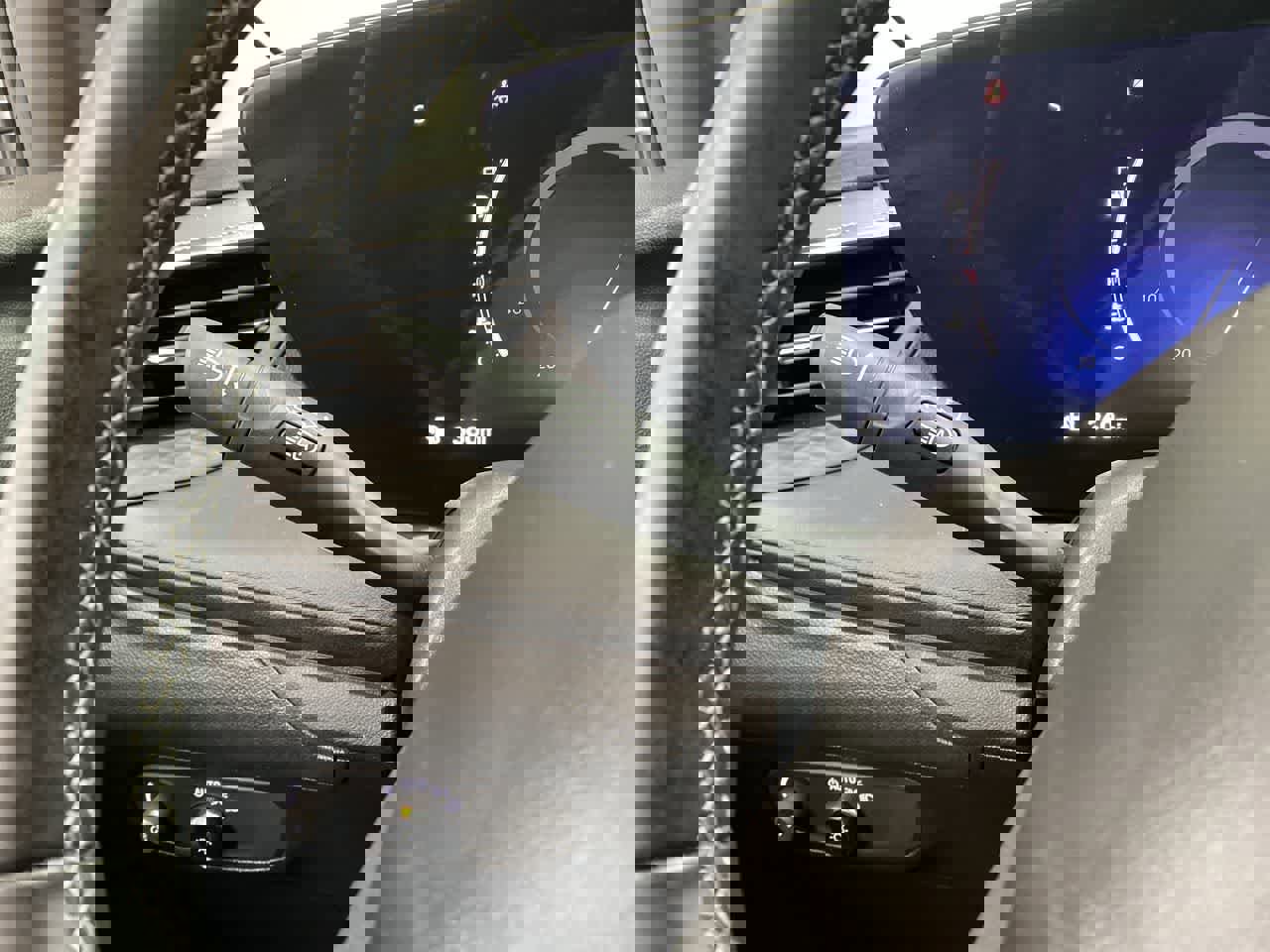 Used 2025 Buick Encore GX Preferred image 24