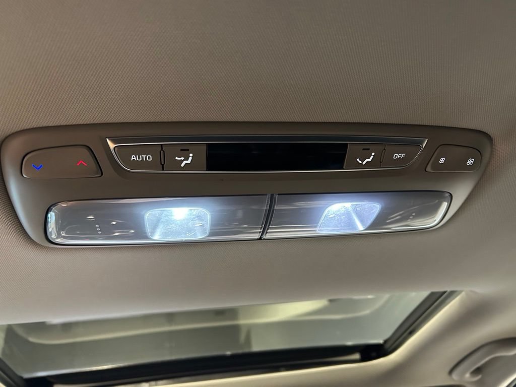 Used 2023 Kia Telluride EX X-Line AWD/4WD image 31