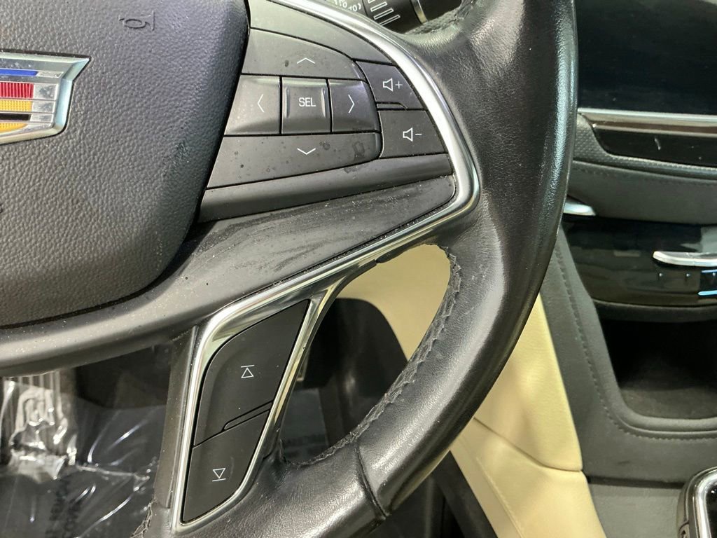 Used 2019 Cadillac XT5 Premium Luxury FWD image 42