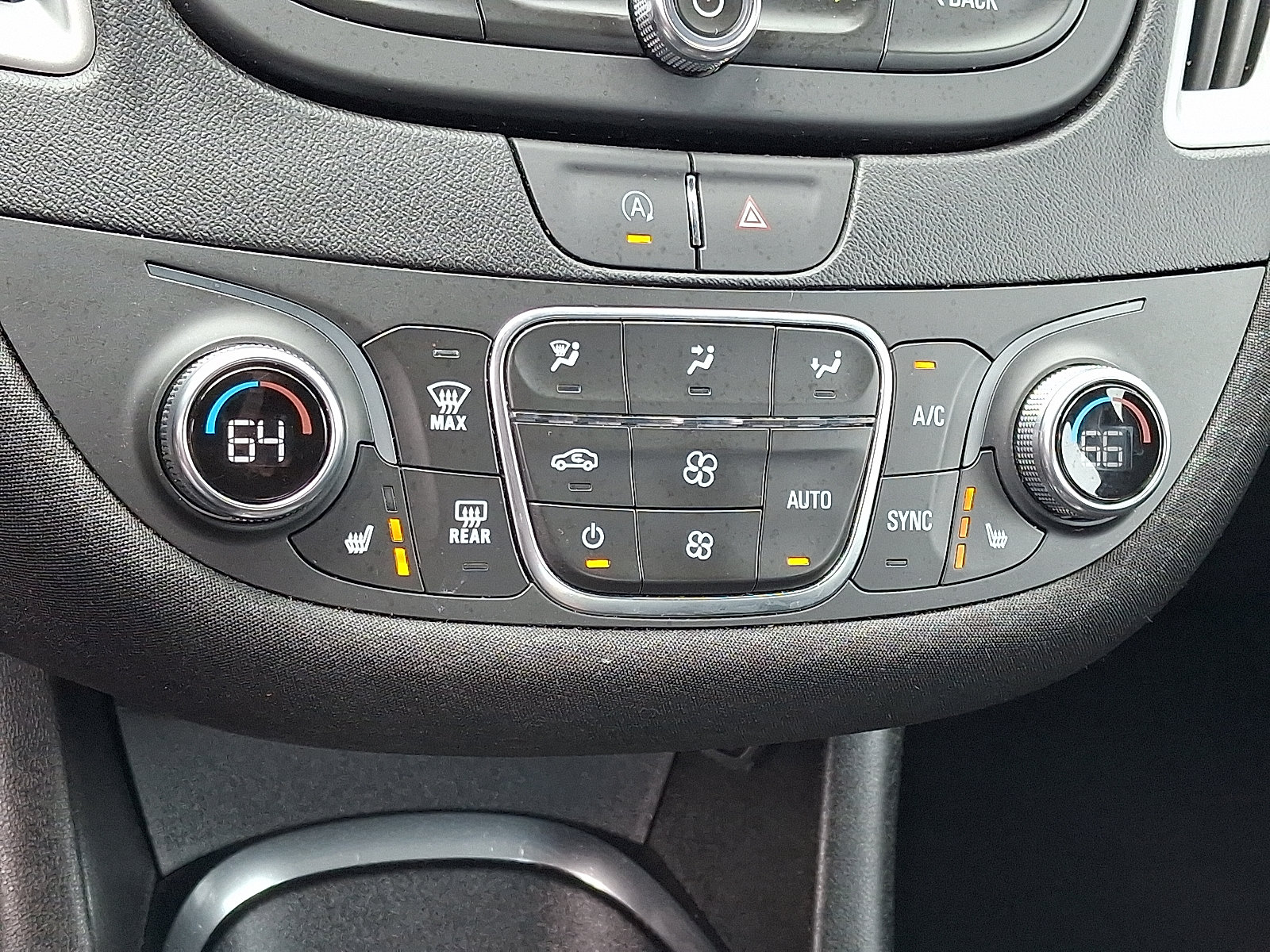 Certified 2024 Chevrolet Malibu LT FWD image 18