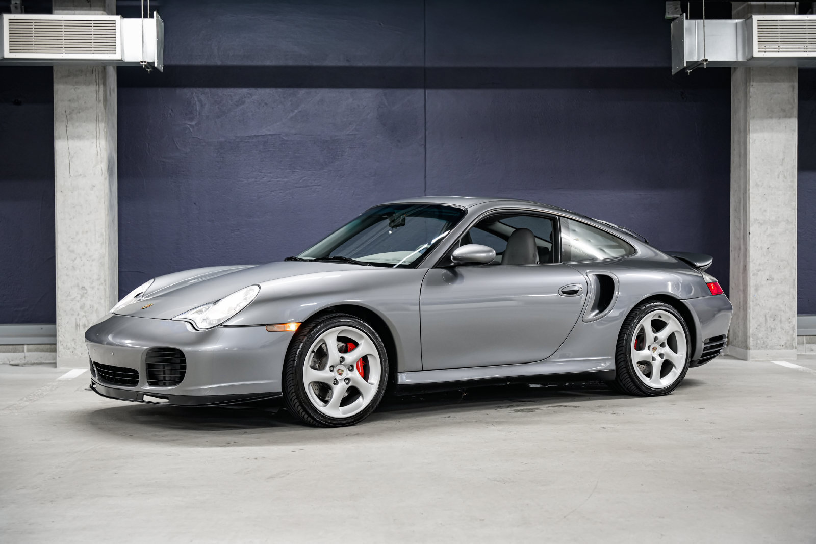 Used 2001 Porsche 911 Turbo AWD/4WD image 6