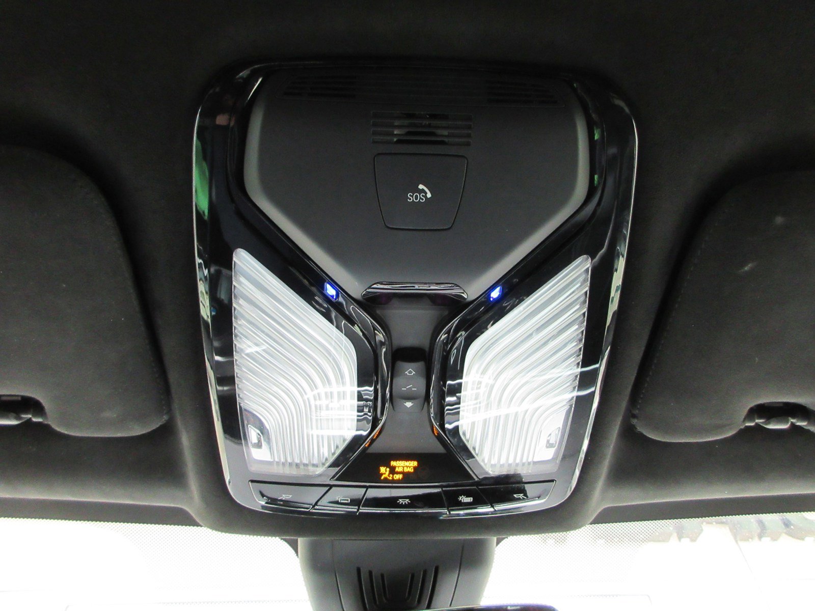 Used 2019 BMW X7 xDrive40i w/ M Sport Package image 19