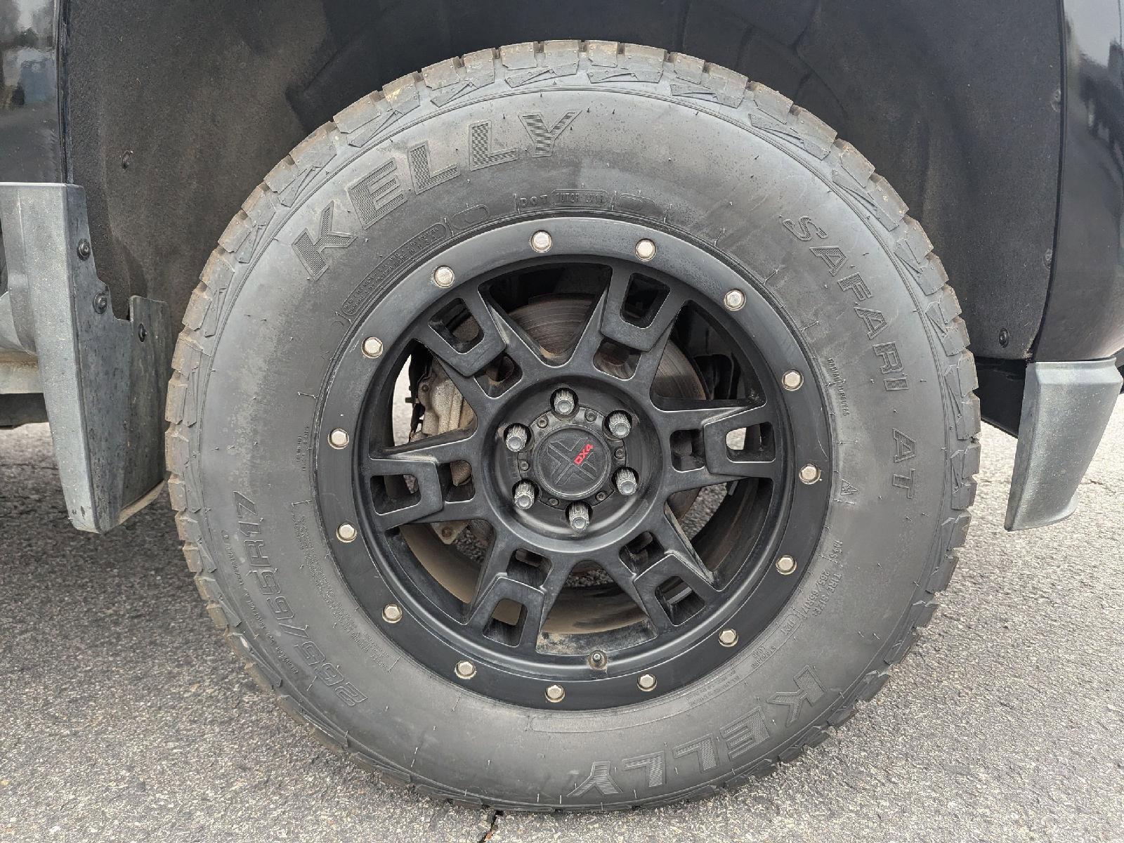 Used 2017 Chevrolet Colorado Z71 image 9