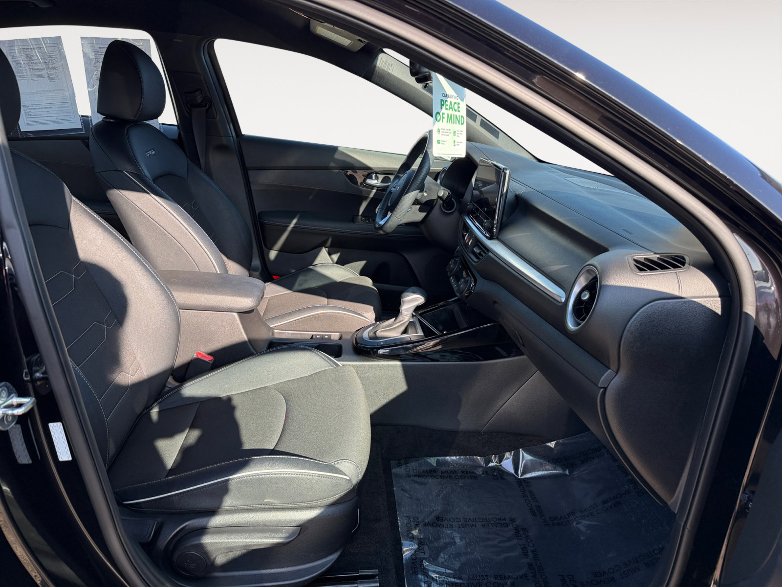 Used 2023 Kia Forte GT-Line w/ GT-Line Technology Package image 19