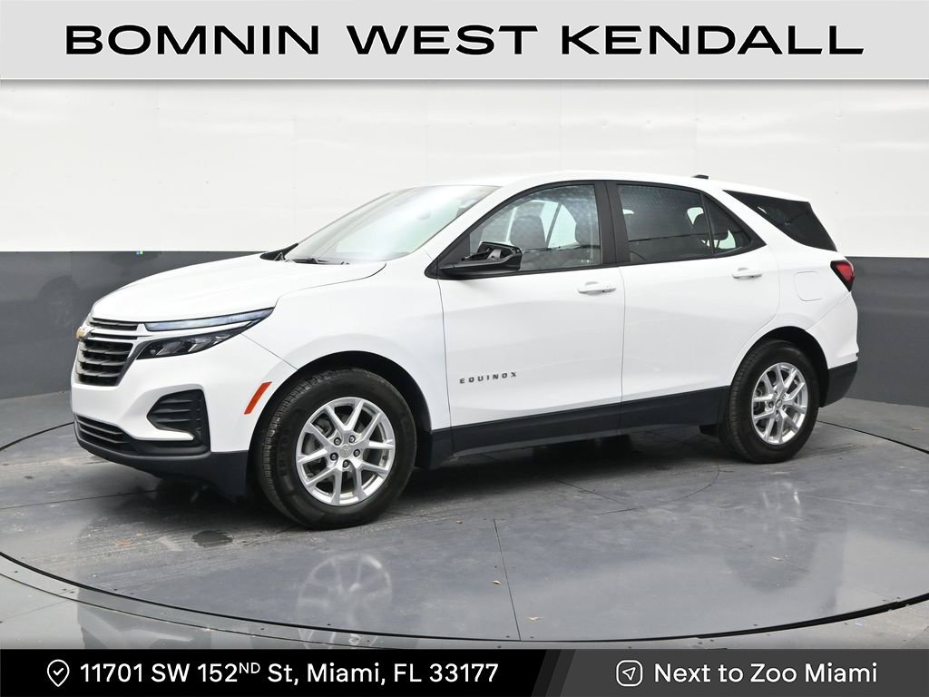 Used 2022 Chevrolet Equinox LS FWD image 1