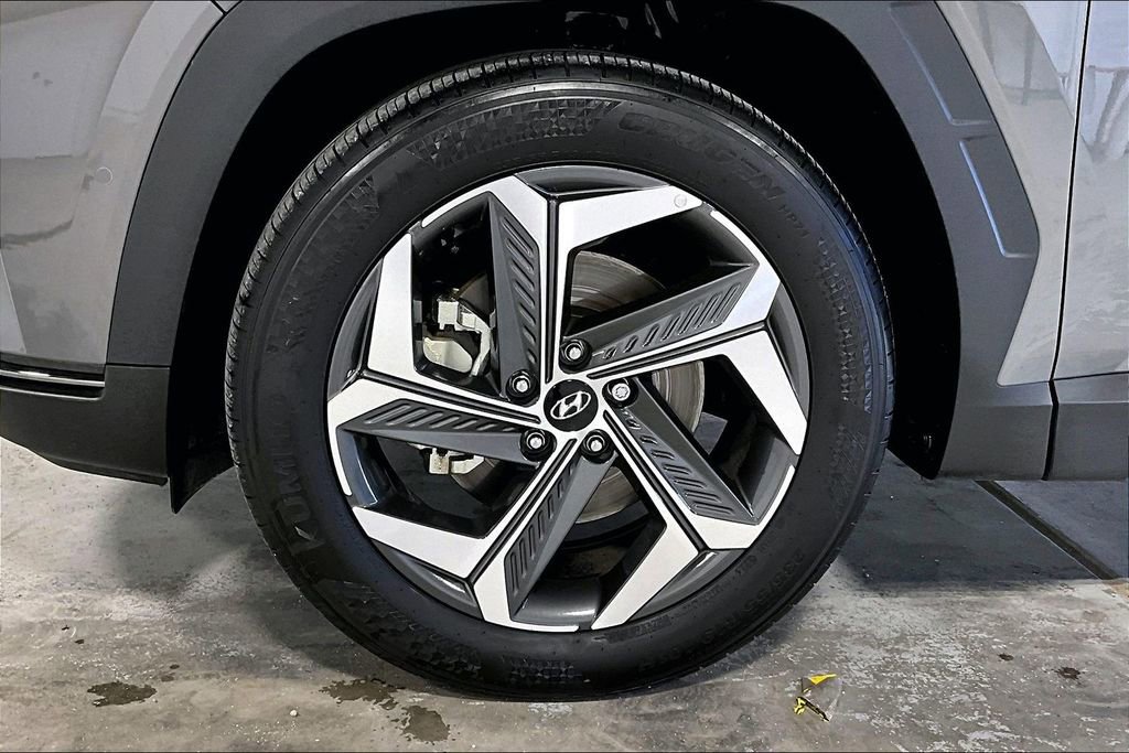 Used 2024 Hyundai Tucson Limited image 11
