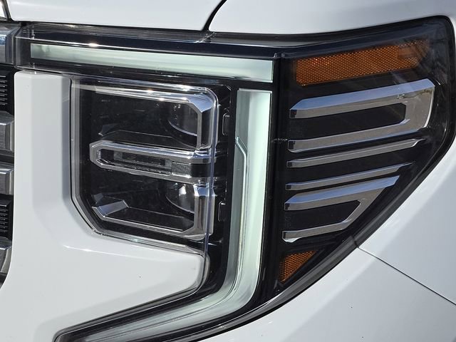 Used 2025 GMC Sierra 1500 SLT image 7