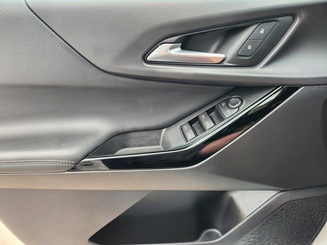 Used 2026 Chevrolet Equinox LT image 24