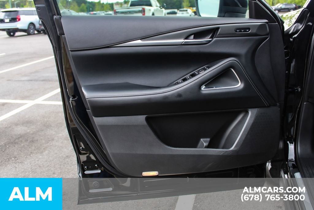 Used 2025 INFINITI QX60 Luxe AWD/4WD image 39