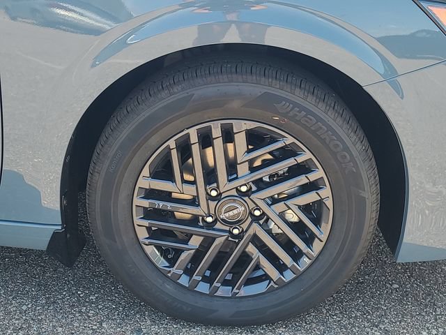 New 2026 Nissan Sentra SV w/ SV Convenience Package FWD image 9