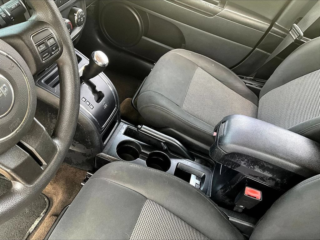 Used 2014 Jeep Patriot Sport w/ Power Value Group AWD/4WD image 17