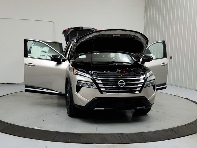 New 2026 Nissan Rogue Platinum image 10