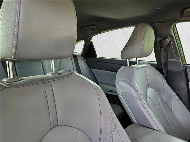 Used 2019 Toyota Avalon XLE FWD image 17