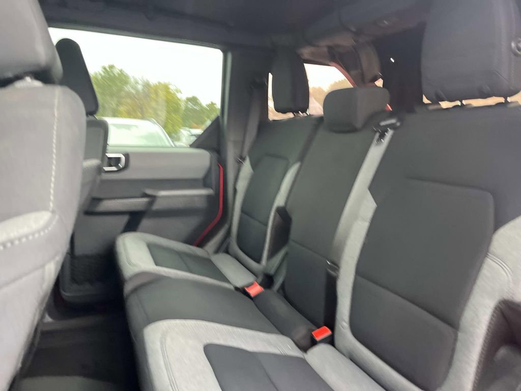 Used 2023 Ford Bronco 4-Door AWD/4WD image 18