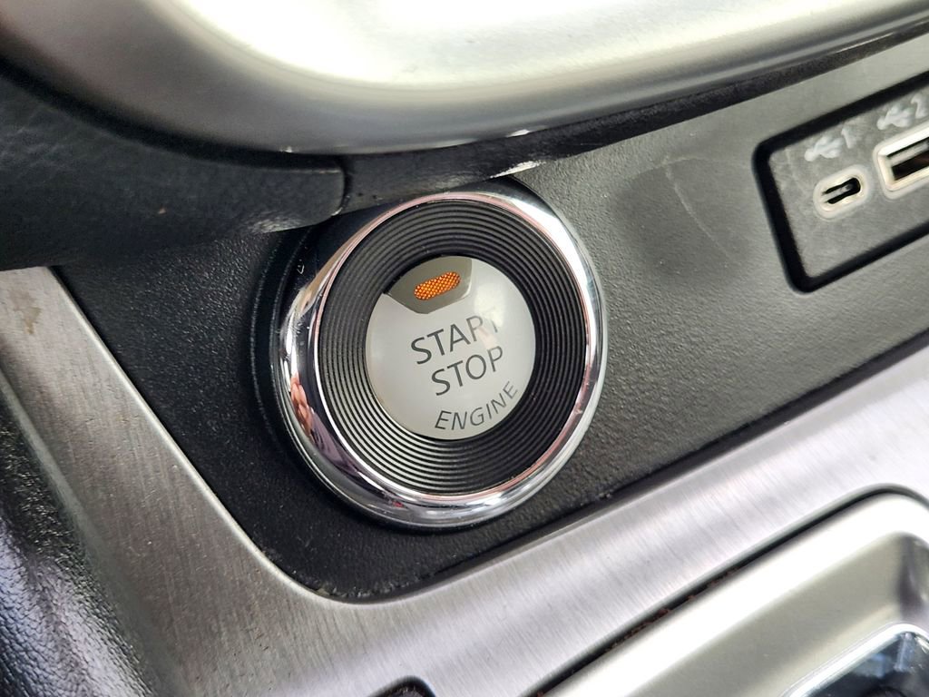 Used 2019 Nissan Murano SV w/ Premium Package image 22