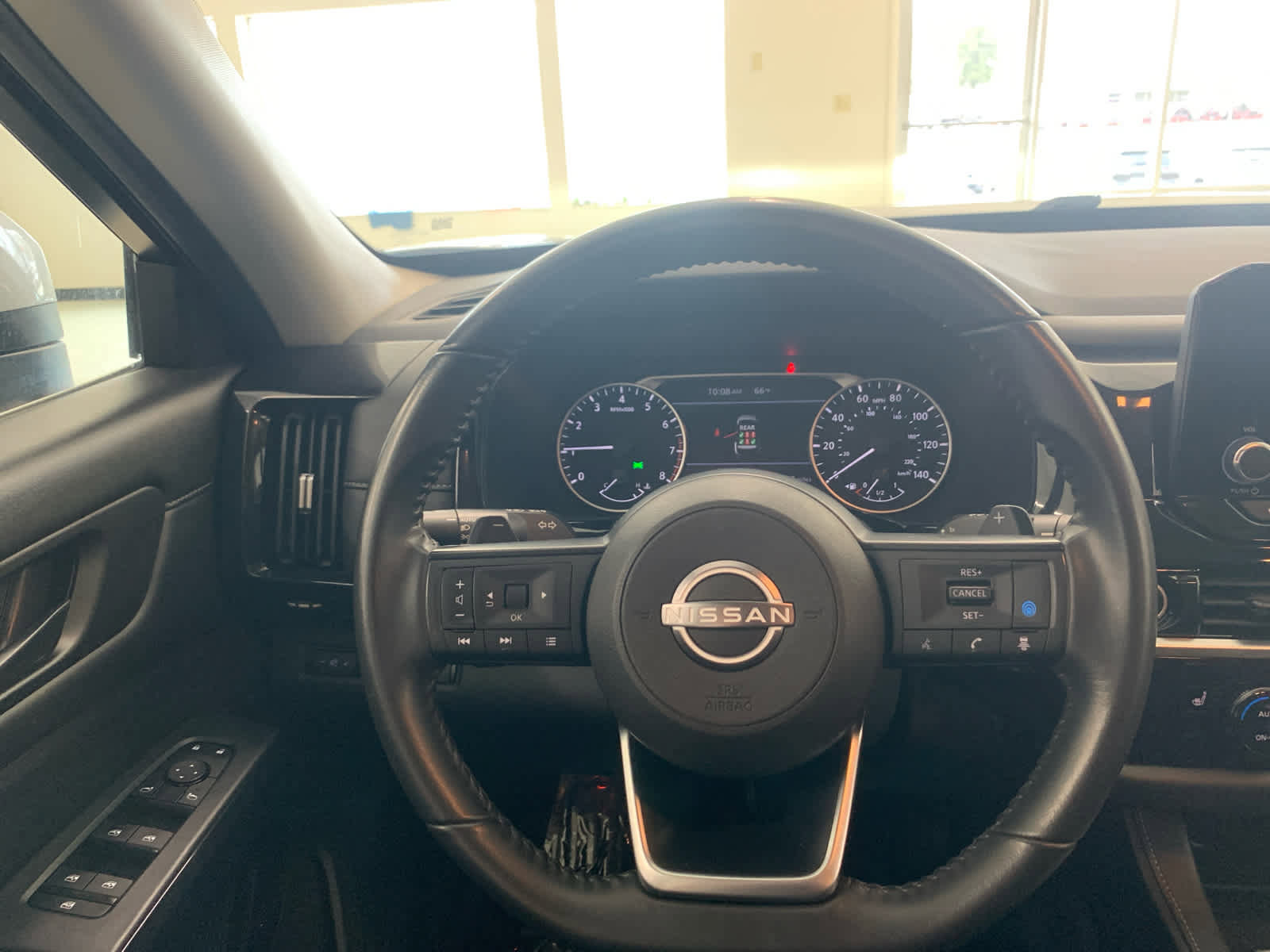 Used 2024 Nissan Pathfinder SV FWD image 20