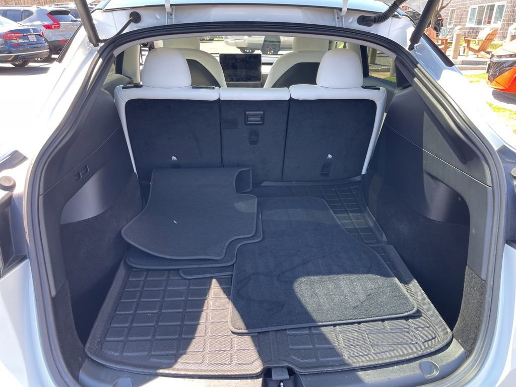 Used 2022 Tesla Model Y Performance image 24
