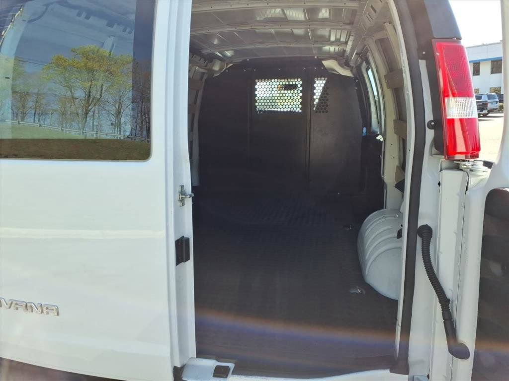 Used 2024 GMC Savana 2500 w/ Driver Convenience Package RWD image 16