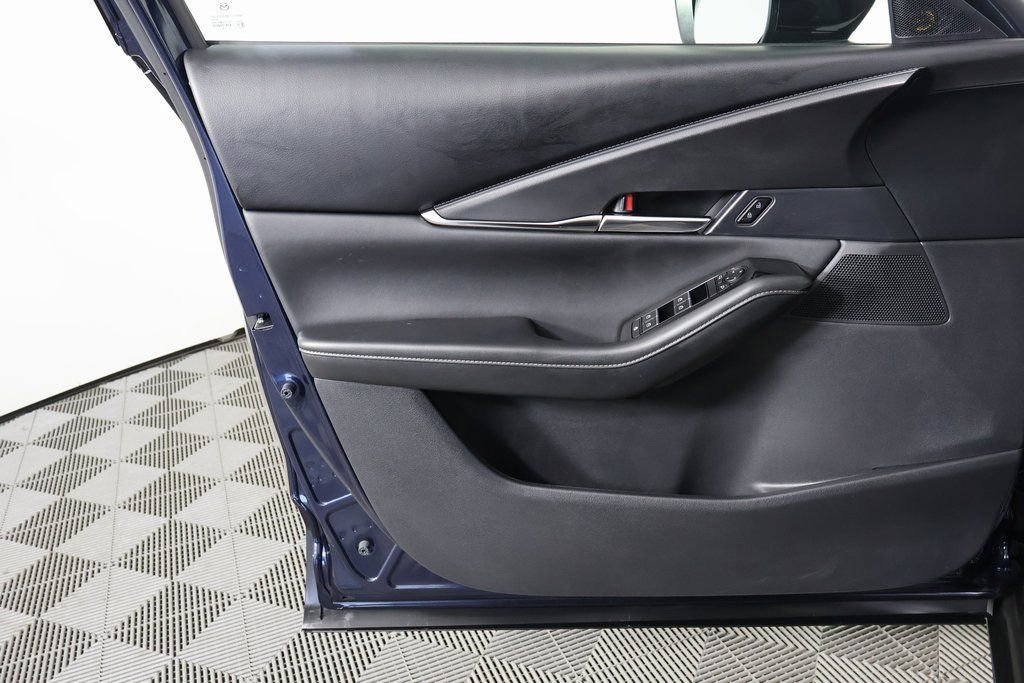 Certified 2025 MAZDA CX-30 AWD 2.5 S w/ Preferred Package image 13