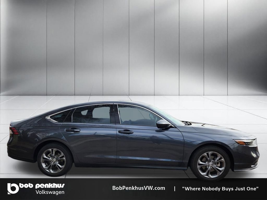 Used 2023 Honda Accord EX image 24