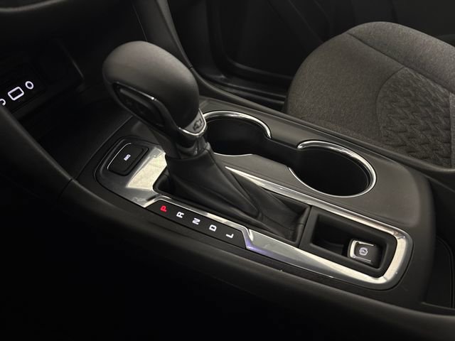 Used 2023 Chevrolet Equinox LT image 41