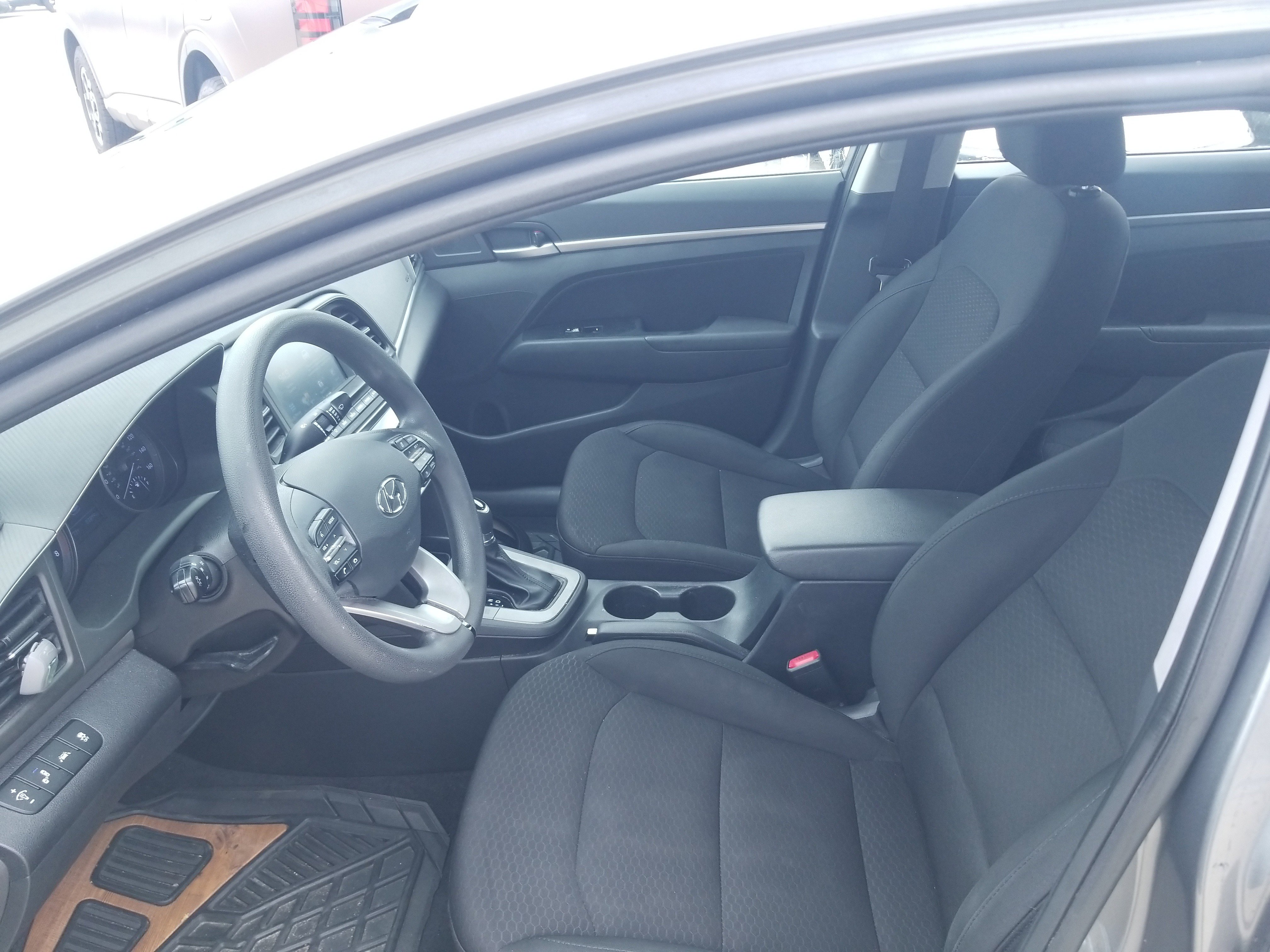 Used 2019 Hyundai Elantra SEL w/ Cargo Package image 10