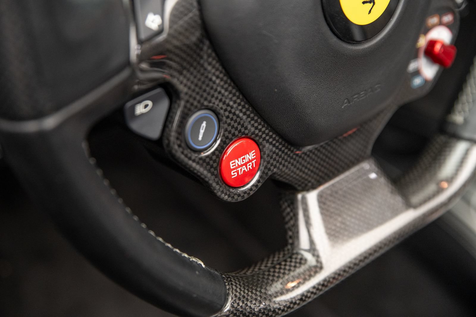 Used 2012 Ferrari 458 Spider RWD image 28
