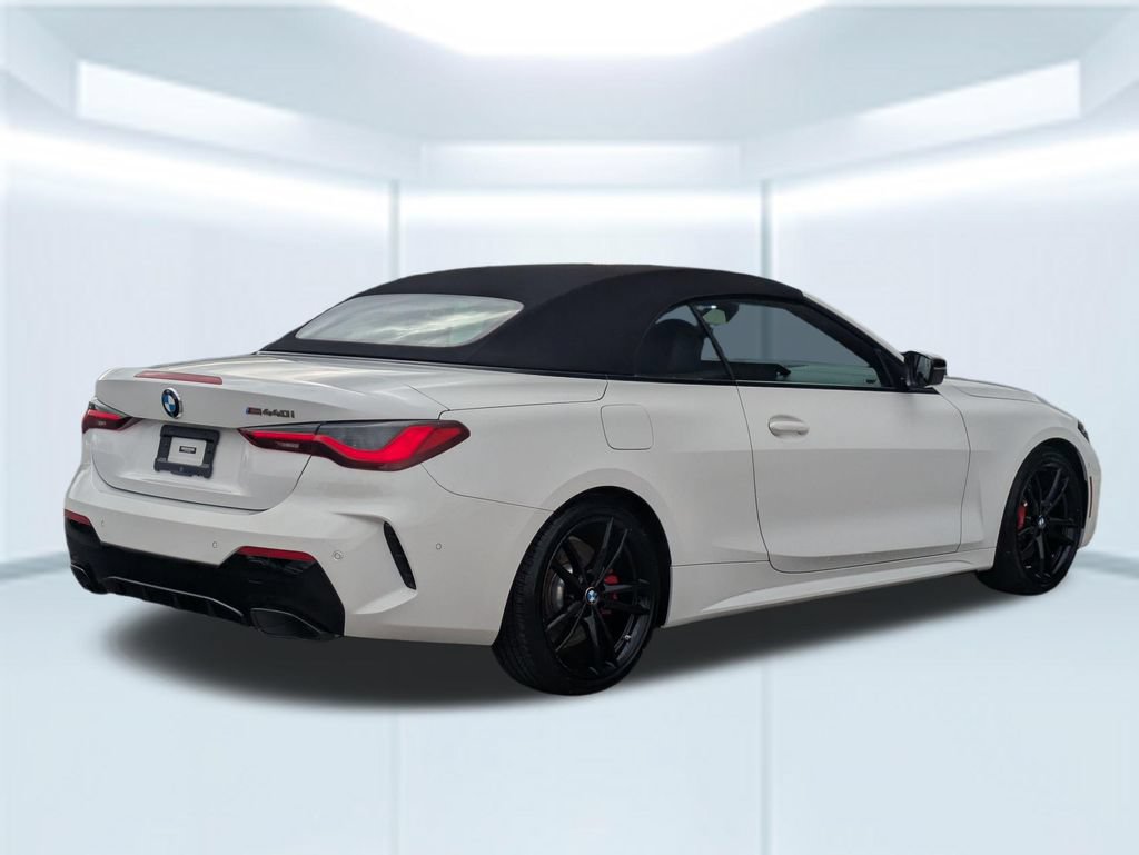 Used 2024 BMW M440i Convertible RWD image 5