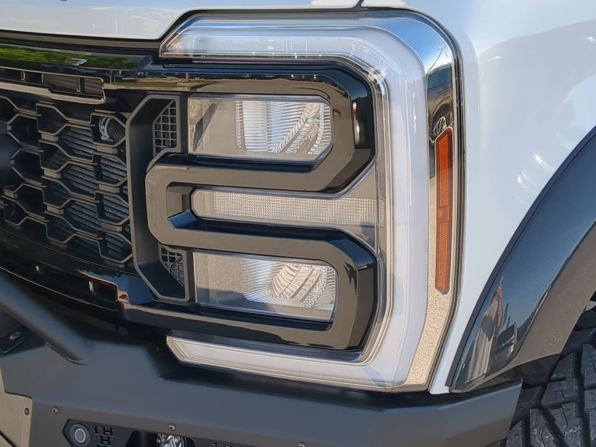 New 2026 Ford F250 Lariat w/ Black Appearance Package AWD/4WD image 47