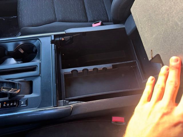 Certified 2022 Ford F150 XLT w/ Equipment Group 302A High image 16