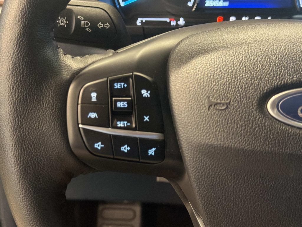 Used 2022 Ford Maverick Lariat w/ Lariat Luxury Package FWD image 26