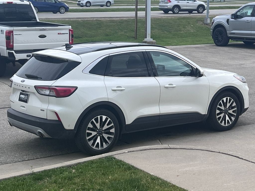 Certified 2020 Ford Escape Titanium FWD image 6