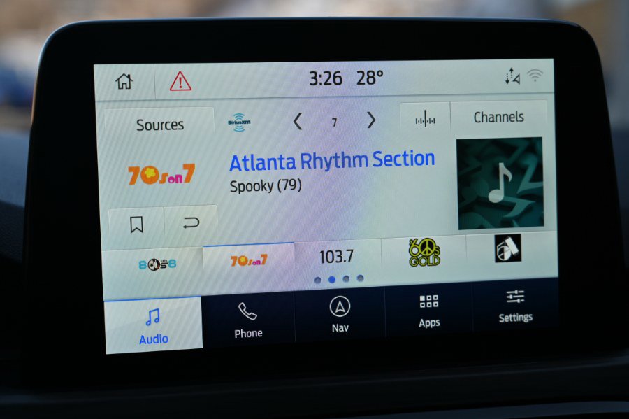 Used 2020 Ford Escape Titanium image 31