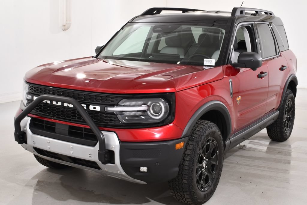 Used 2025 Ford Bronco Sport Badlands w/ Sasquatch Badlands Package AWD/4WD image 2