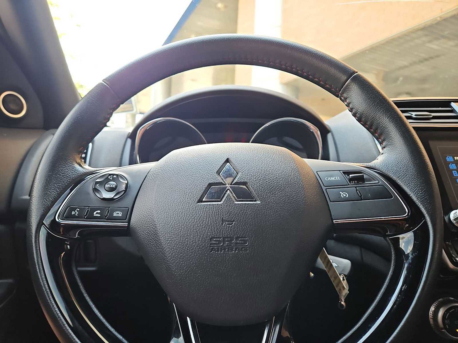 Used 2020 Mitsubishi Outlander Sport Black Edition FWD image 23