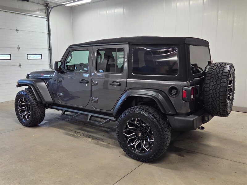Used 2022 Jeep Wrangler Unlimited Sport AWD/4WD image 6