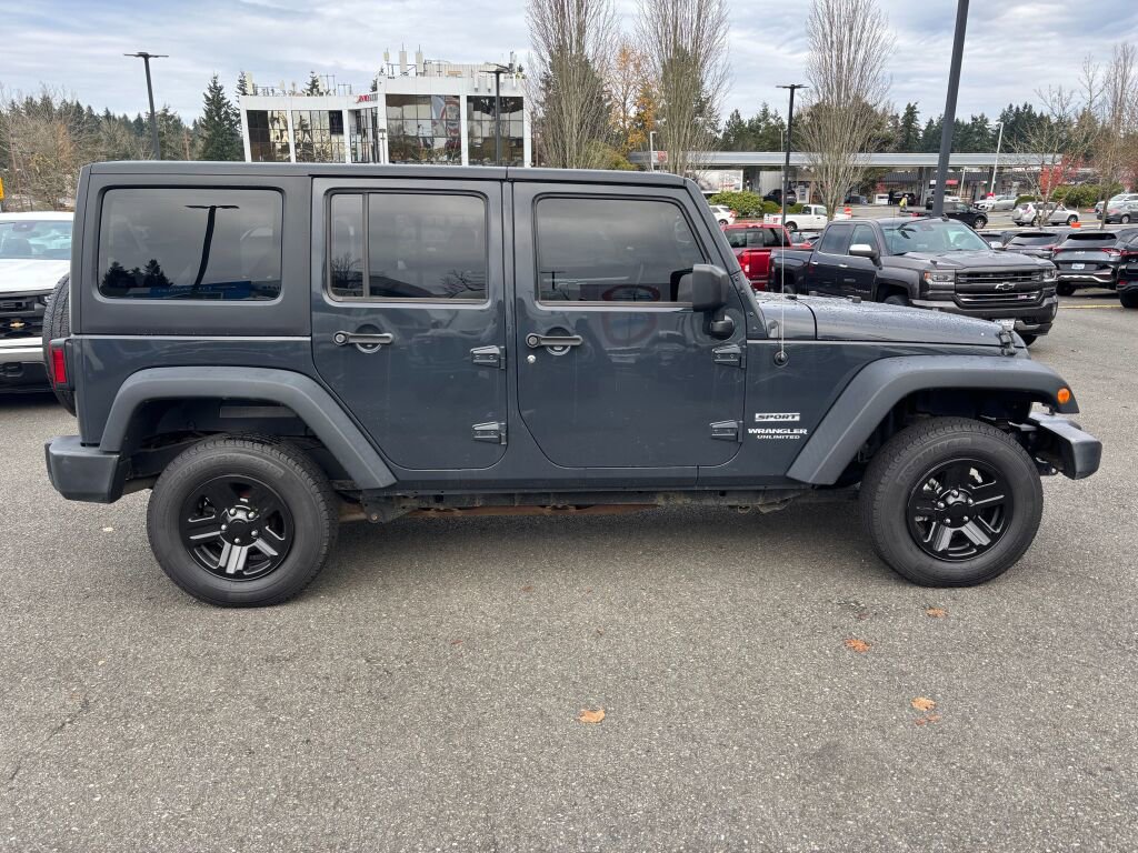 Used 2017 Jeep Wrangler Unlimited Sport w/ Connectivity Group image 4