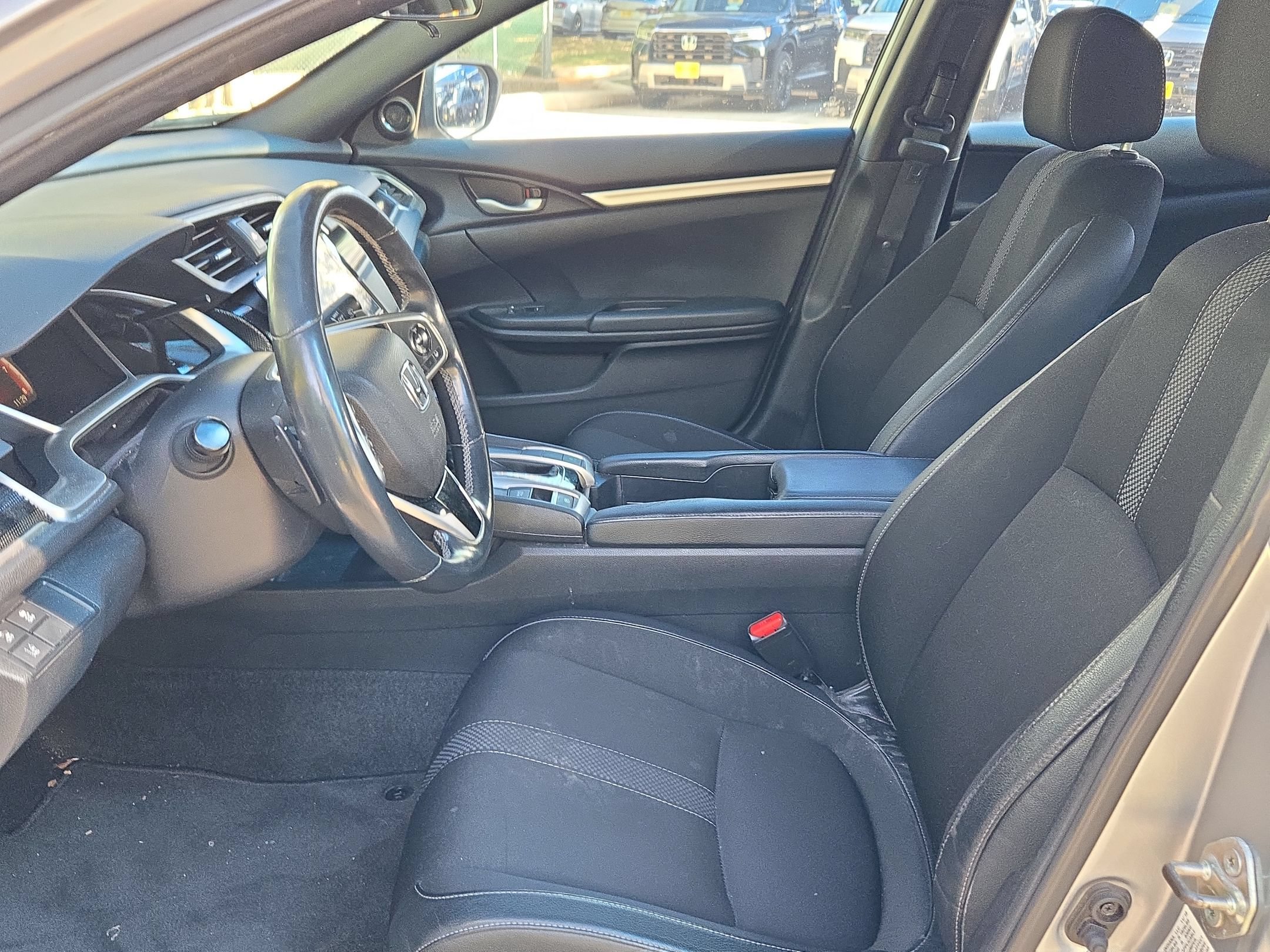 Used 2019 Honda Civic Sport image 9