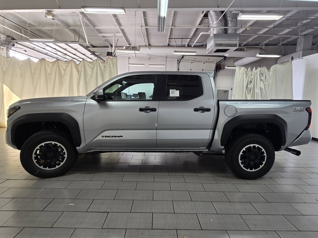 New 2025 Toyota Tacoma TRD Off-Road image 13