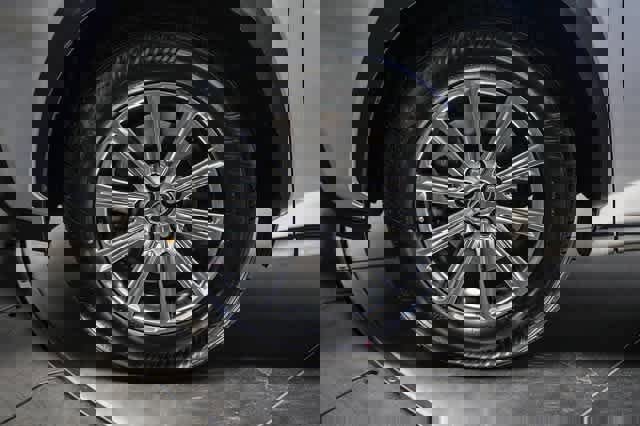 Used 2018 Lexus NX 300 FWD image 9