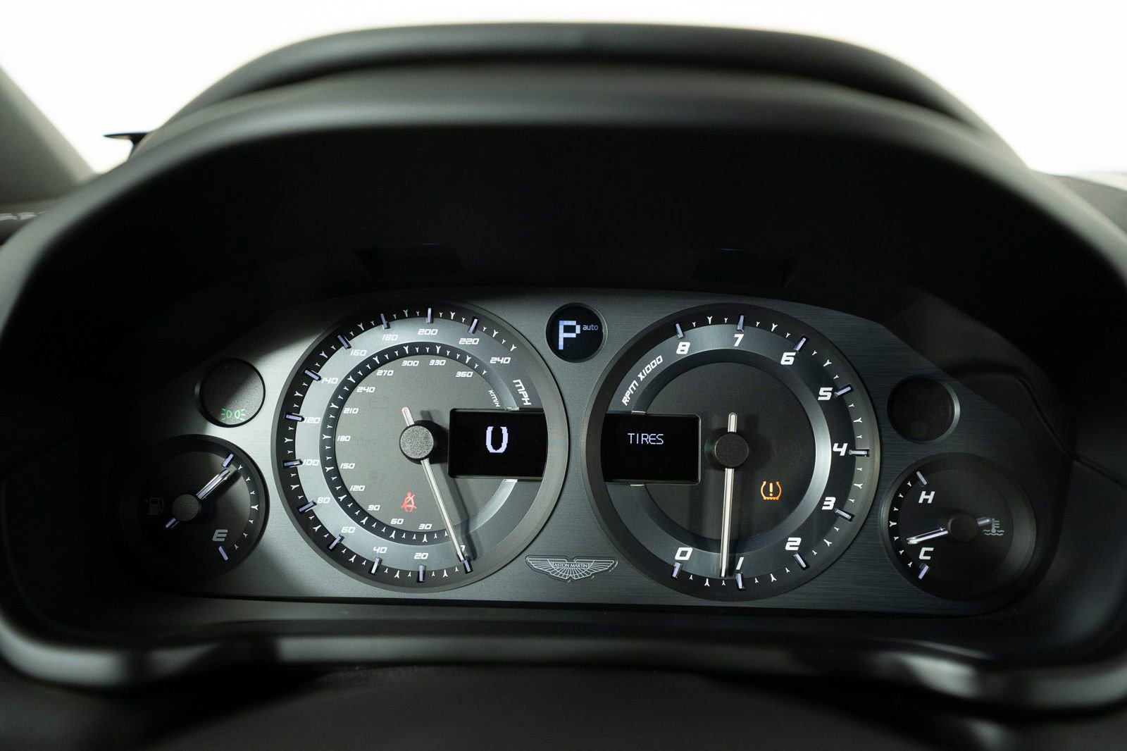 Used 2019 Aston Martin Vanquish Zagato image 39