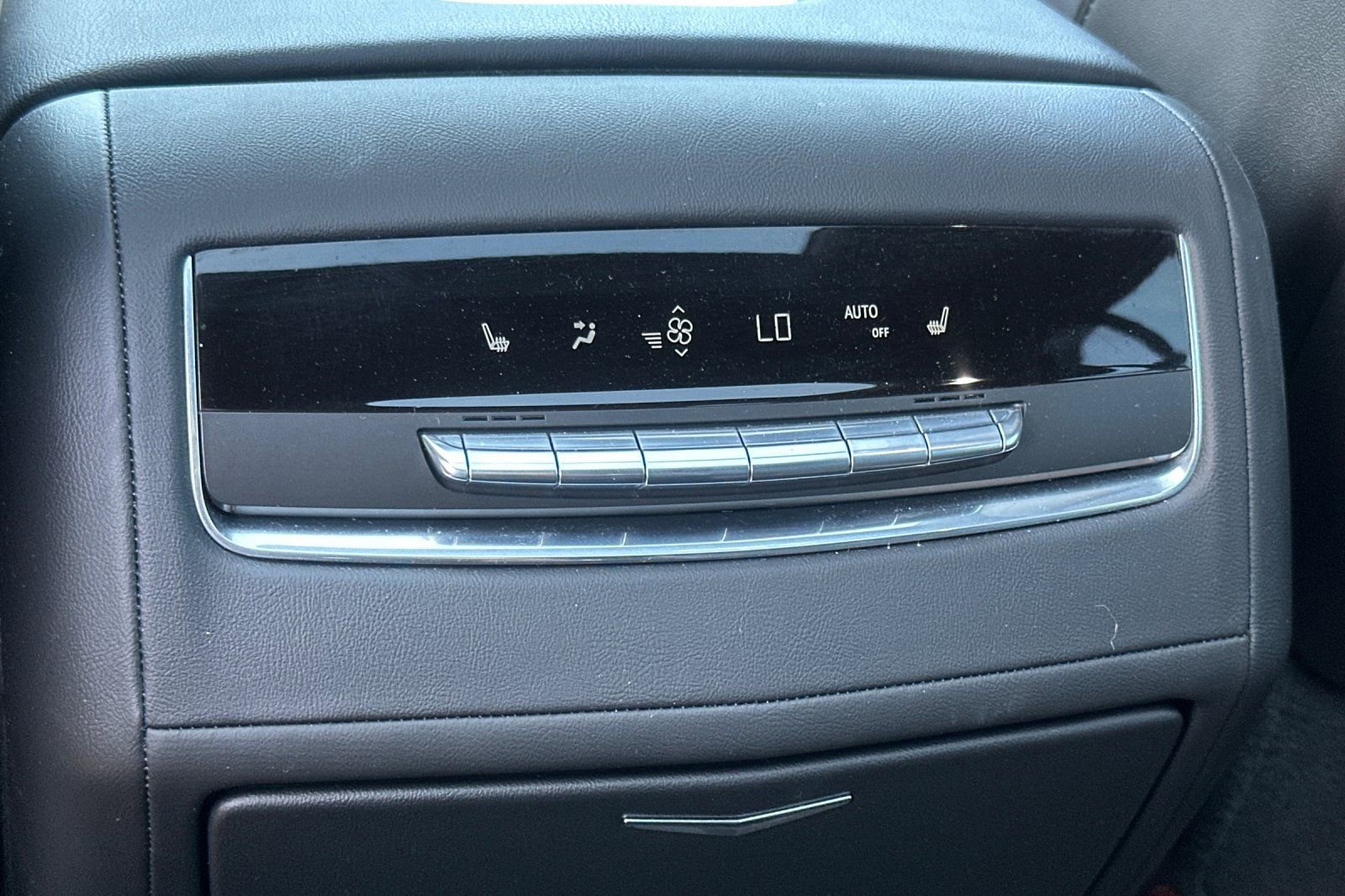 Certified 2023 Cadillac Escalade ESV Sport w/ LPO, ONYX Package image 42