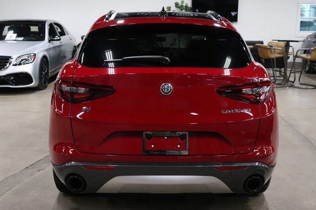 Used 2022 Alfa Romeo Stelvio Ti w/ Active Assist Plus Package image 4
