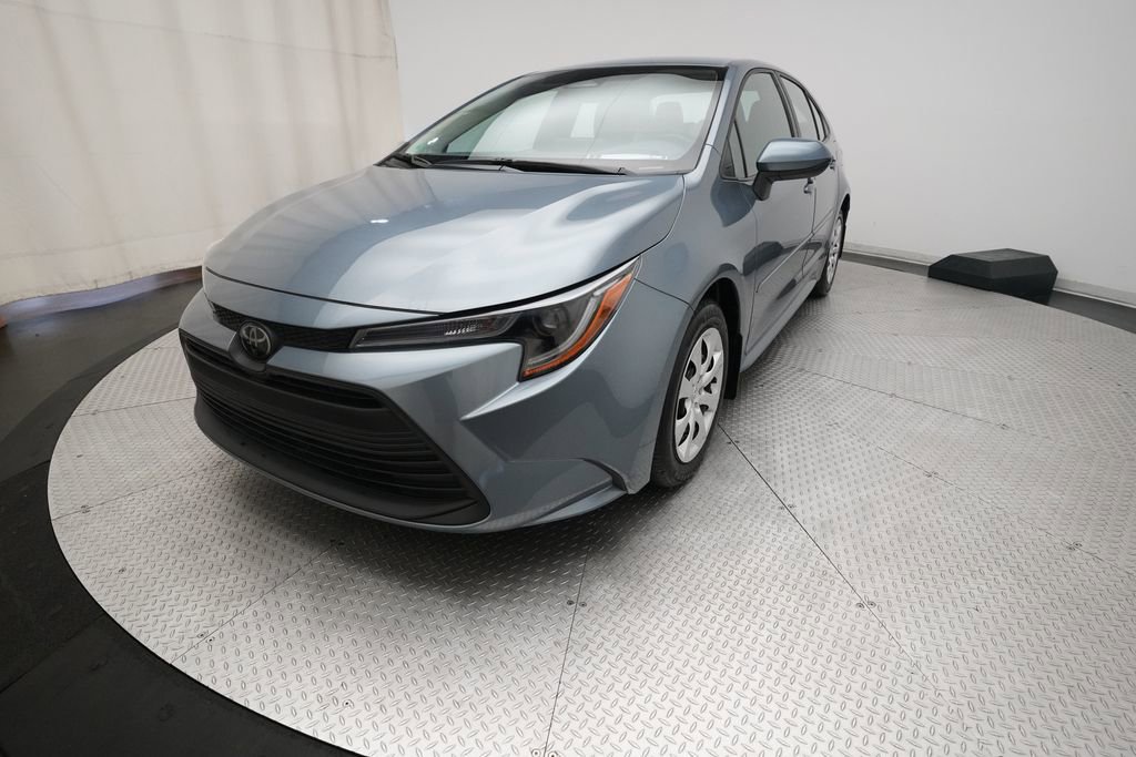Used 2024 Toyota Corolla LE FWD image 12
