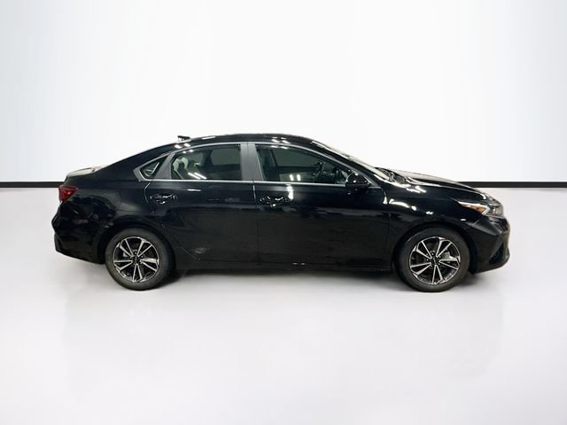 Used 2023 Kia Forte LXS FWD image 8