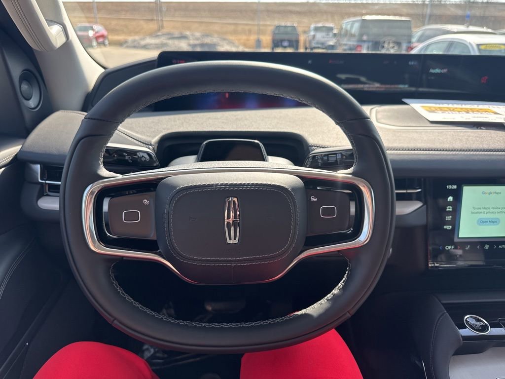 New 2026 Lincoln Navigator L Premier image 11